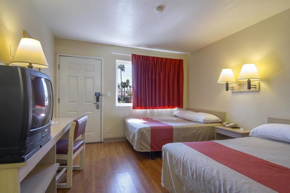 Motel 6 Mesa North Esterno foto