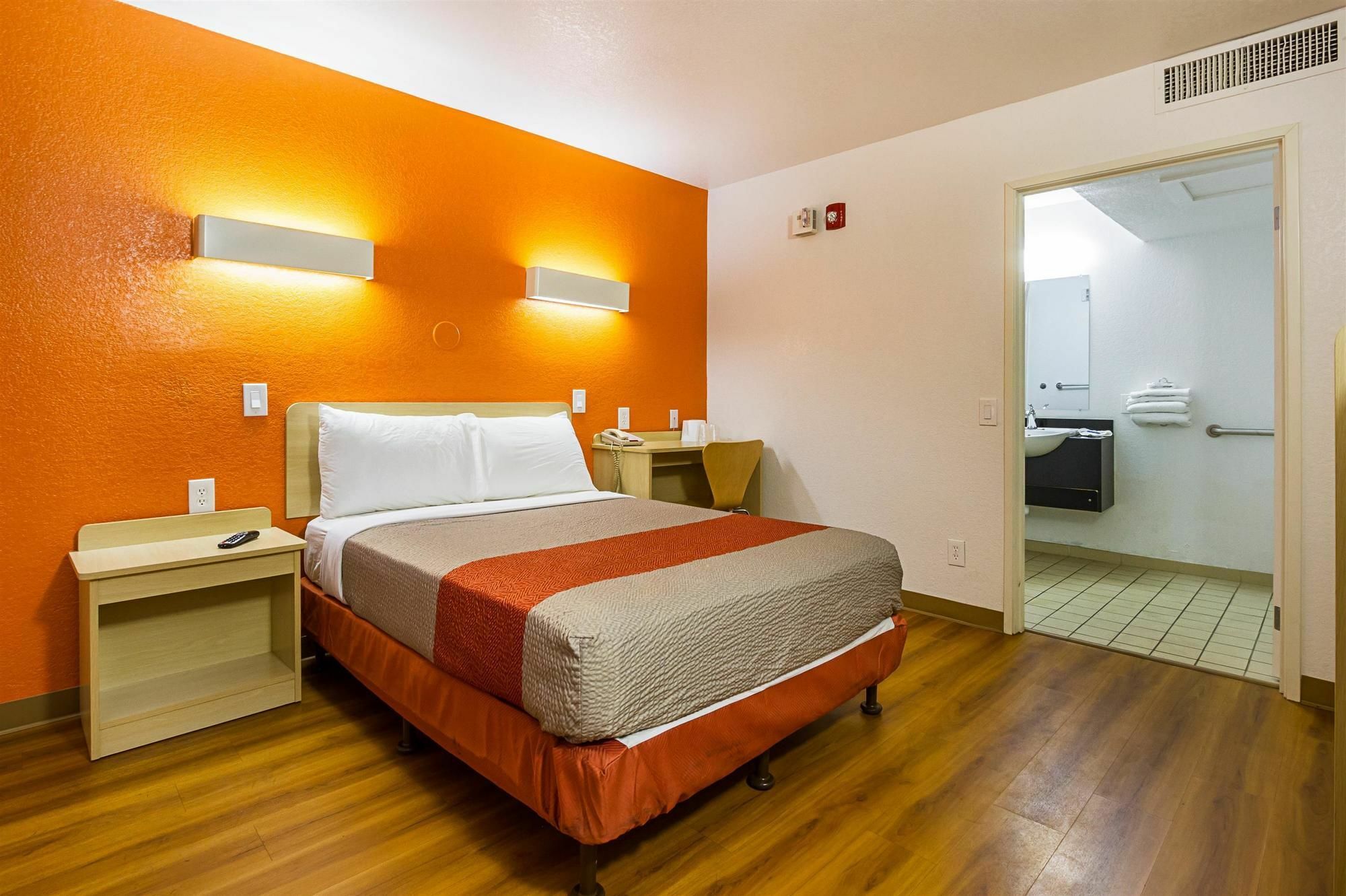 Motel 6 Mesa North Esterno foto